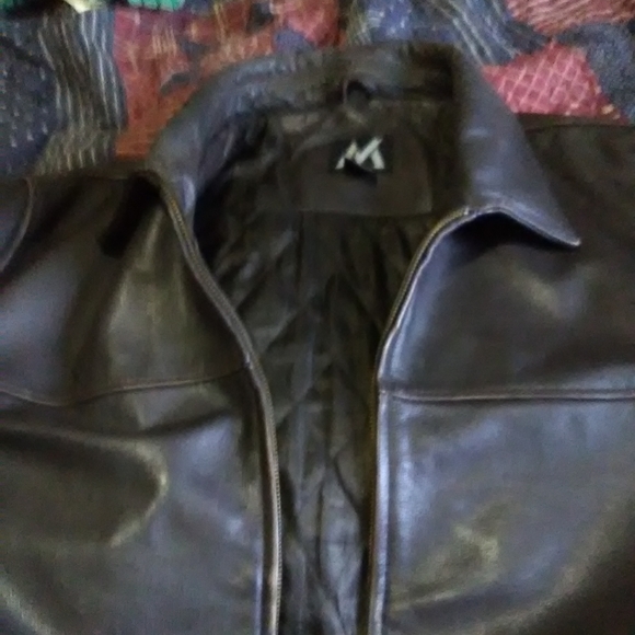 Real Leather Jacket - Picture 2 of 8